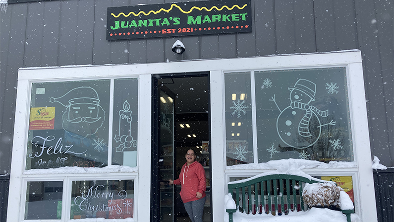 Juanita’s Market Offers a Taste of Mexico in Victor