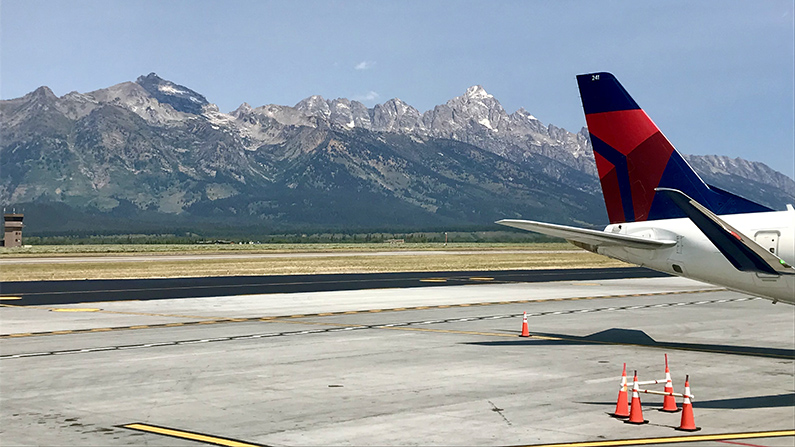 License agreement with airport ends, but scenic helicopter flights will continue in Jackson Hole