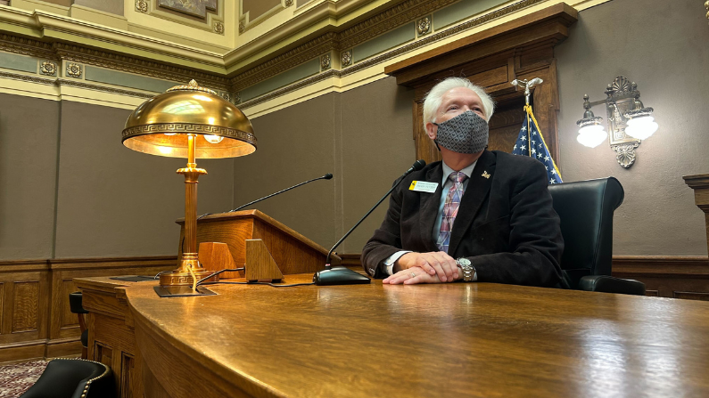 Randy Fetzer: Speaker of bills for the Wyoming Senate