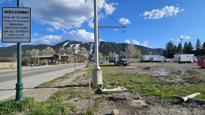 Property at Grand Teton gateway can’t shake polluted legacy