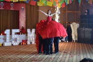 Madeline Sanchez and her chambelanes. (Dante Filpula Ankney/ KHOL News)