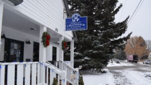 The Jackson Hole Chamber of Commerce hosts quarterly gatherings over breakfast to discuss topics that impact the local economy, recently covering the surge in healthcare premiums in November and business rights during ICE interactions in December. (Jenna McMurtry/KHOL)