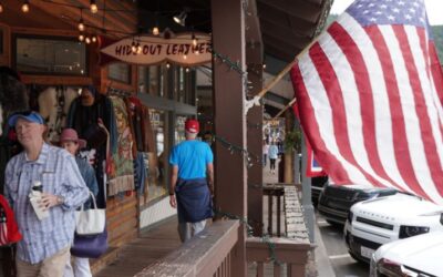 Life vests, sparklers and driving sober: First responders urge safety on crowded Fourth of July