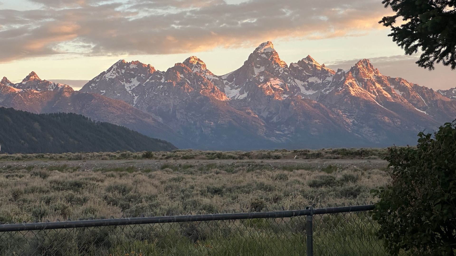 Jackson business, political leaders call on feds to reject baseball park inside Grand Teton - KHOL 89.1 FM